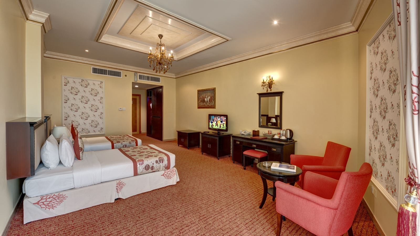 rooms-deluxe-room-balcony