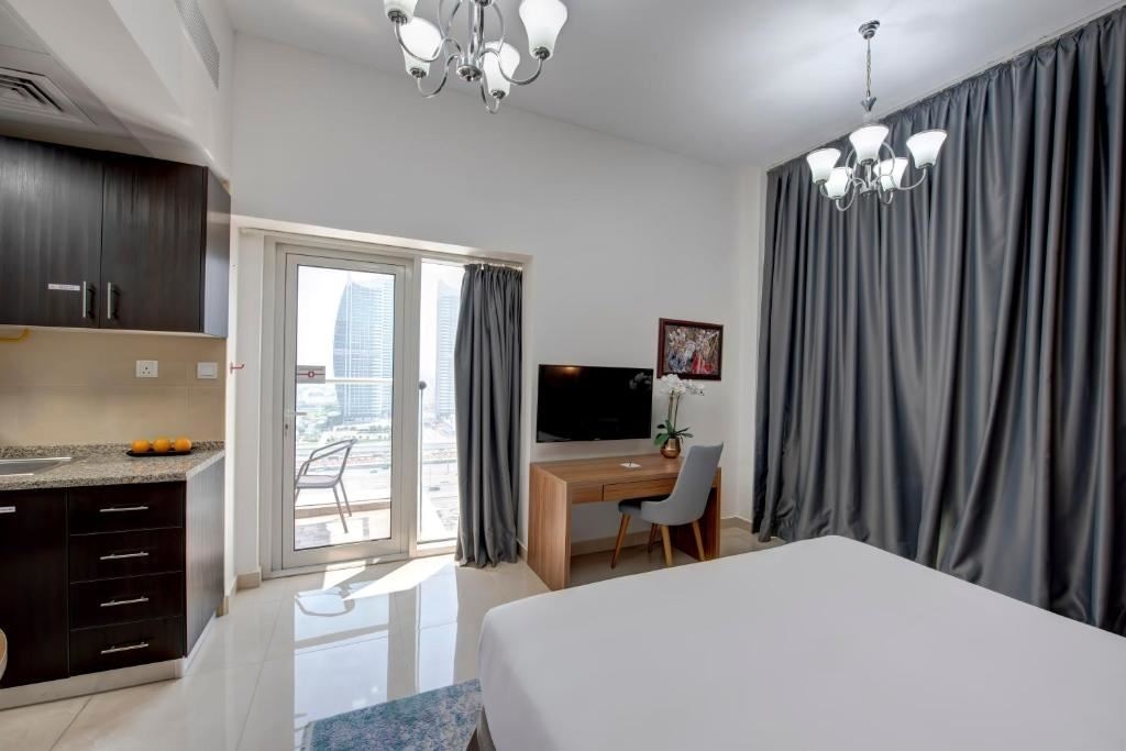 rooms-deluxe-studio-with-balcony