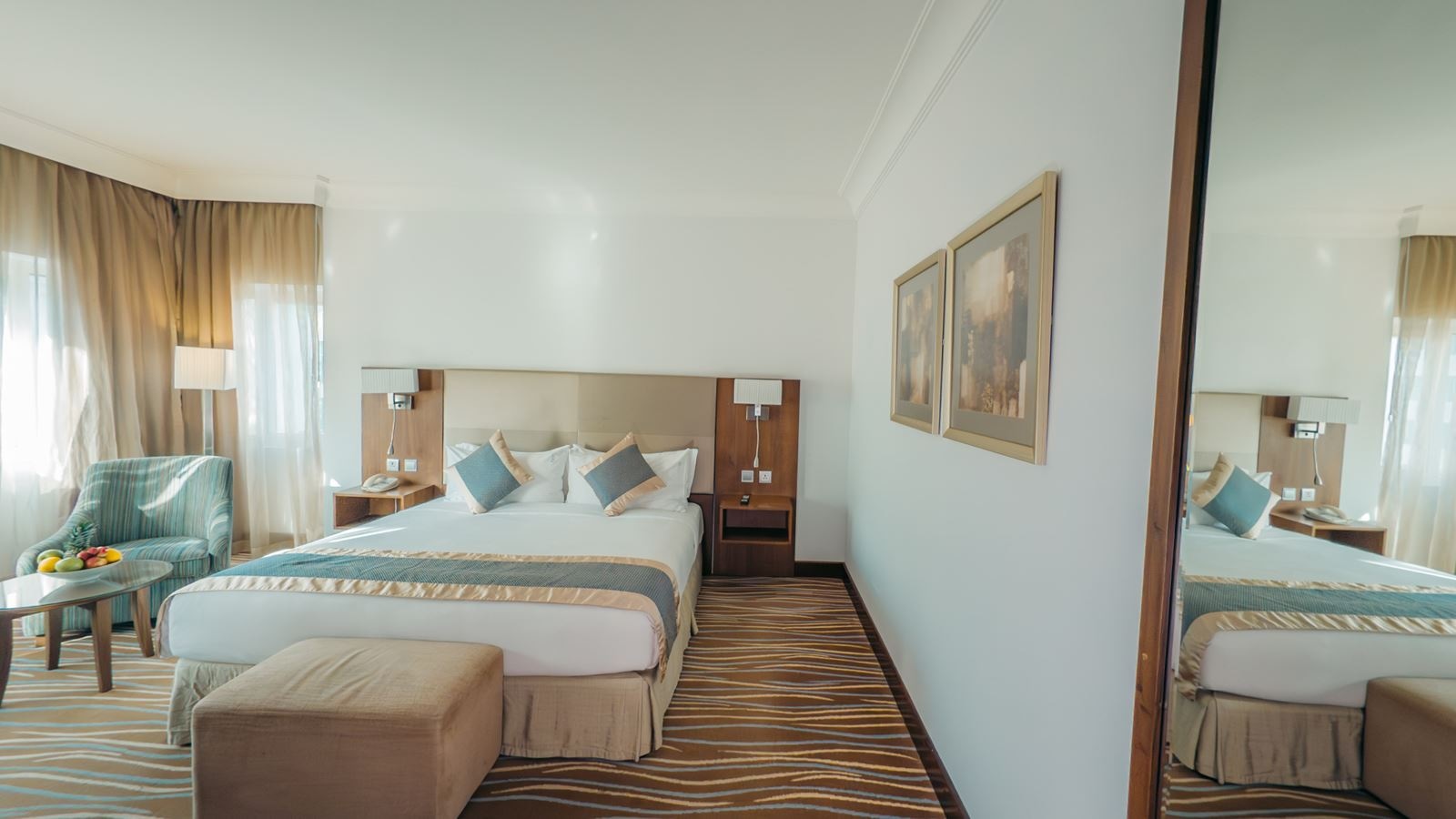 rooms-double-or-twin--premium-room