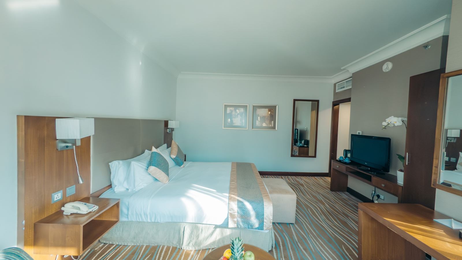 rooms-double-or-twin--premium-room