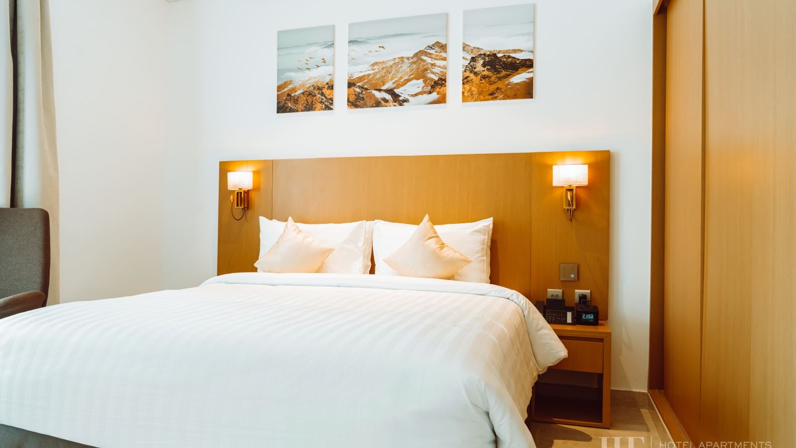 rooms-deluxe-two-bedroom