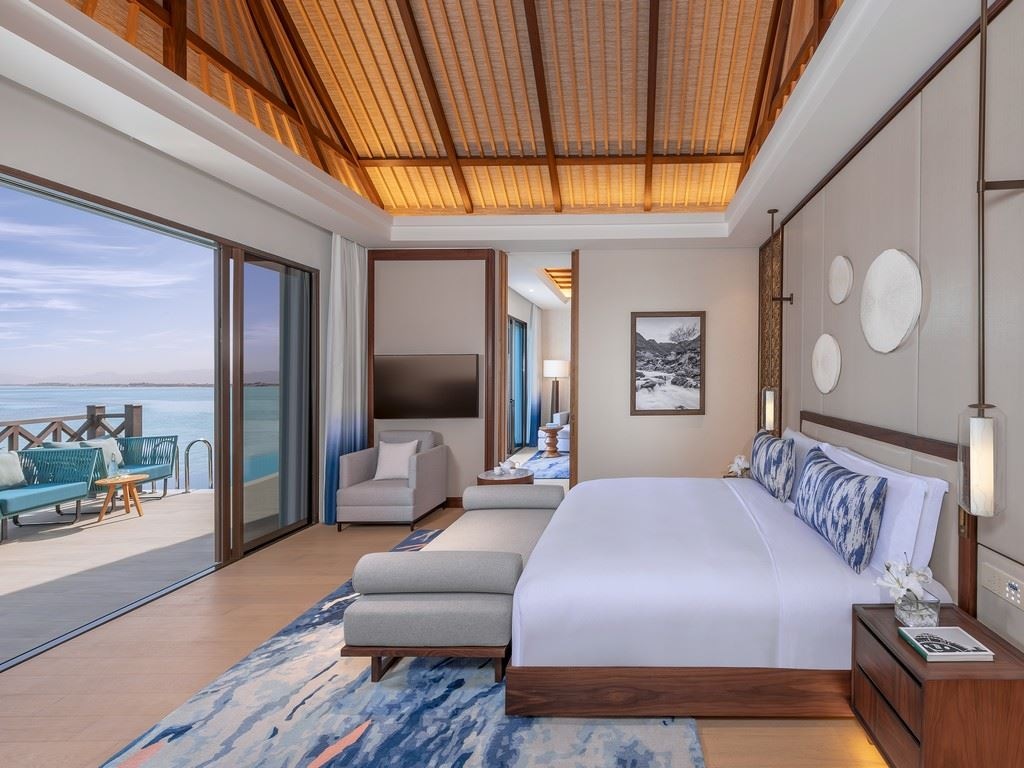 rooms-peninsula-sea-pool-villa