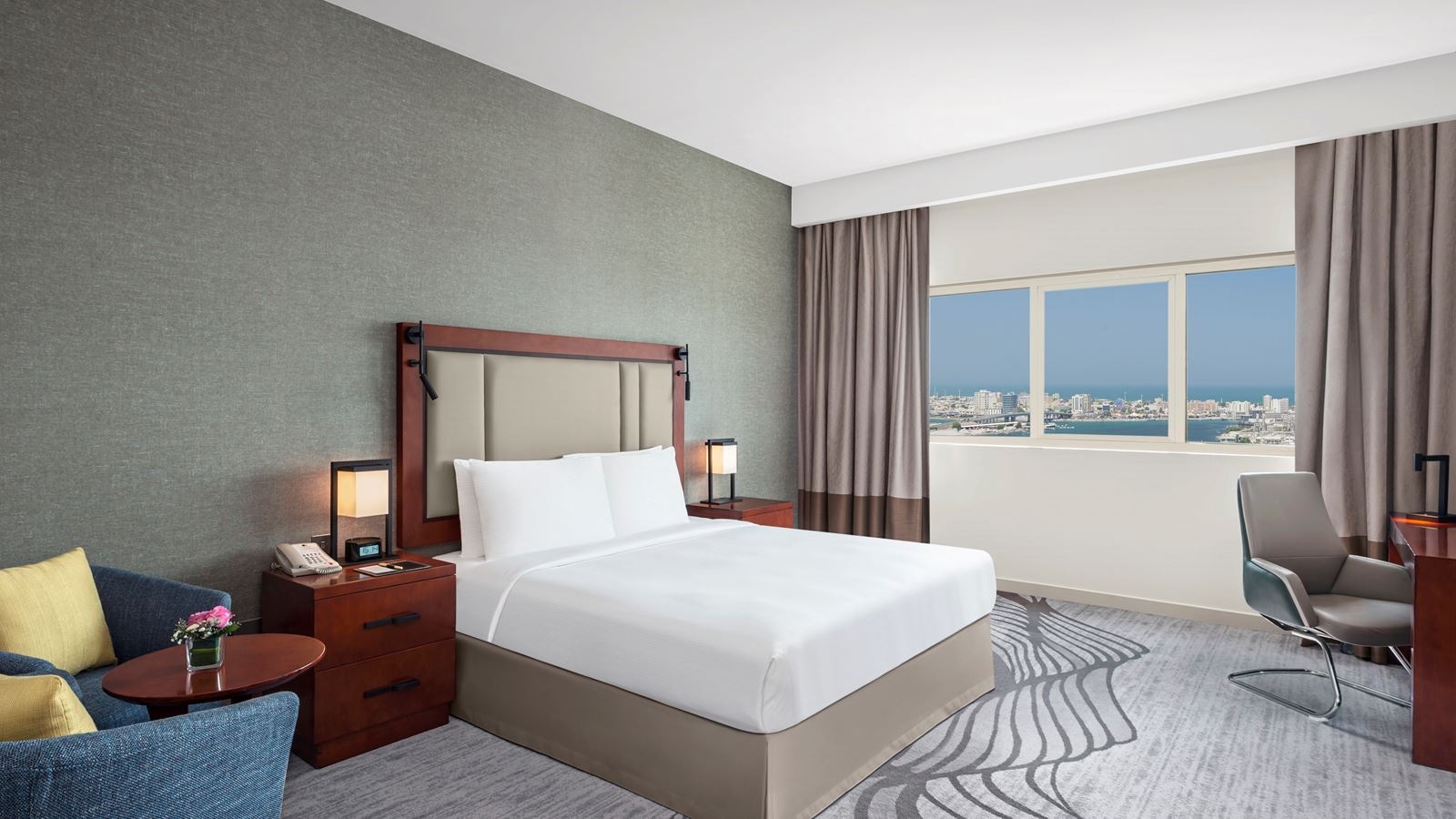 rooms-deluxe-creek-view