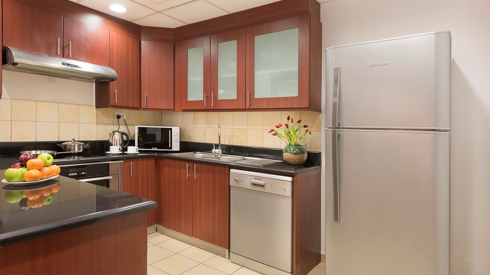 rooms-two-bedroom-partial-sea-view