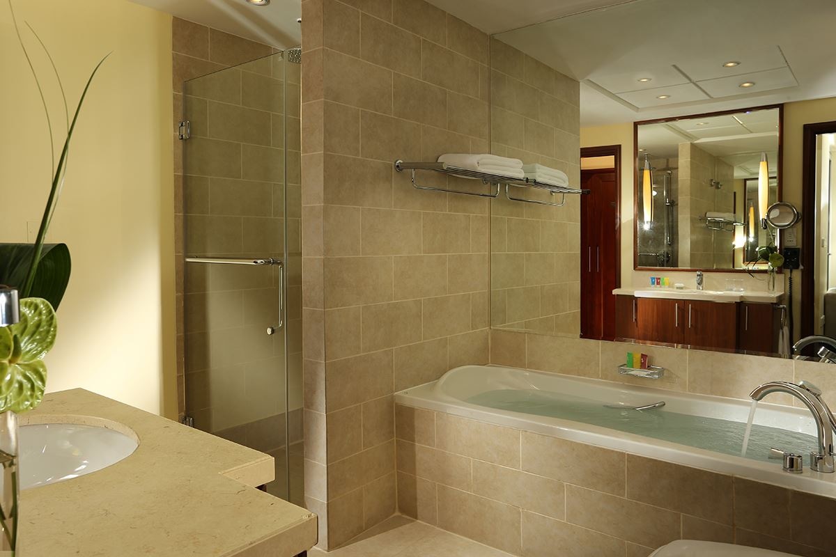 rooms-one-bedroom-classic--city-view