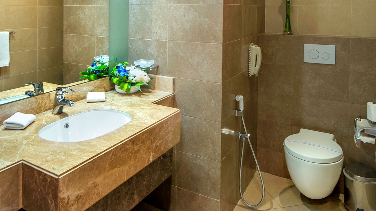 rooms-aqua-marine-suite