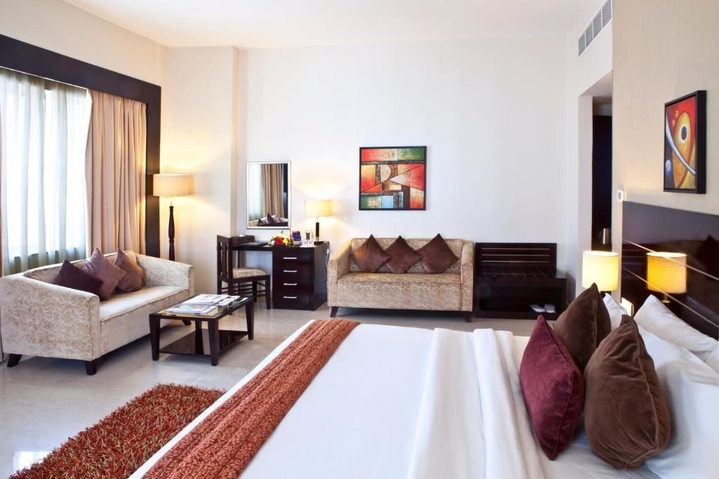 rooms-executive-suite-room