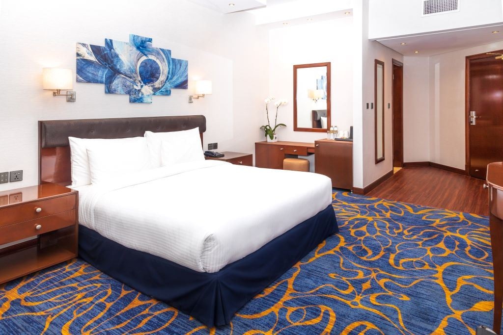 rooms-superior-room-king