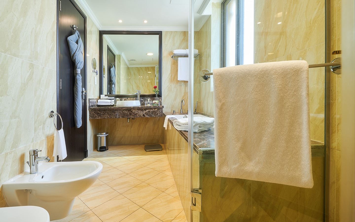 rooms-two-bedroom-suite