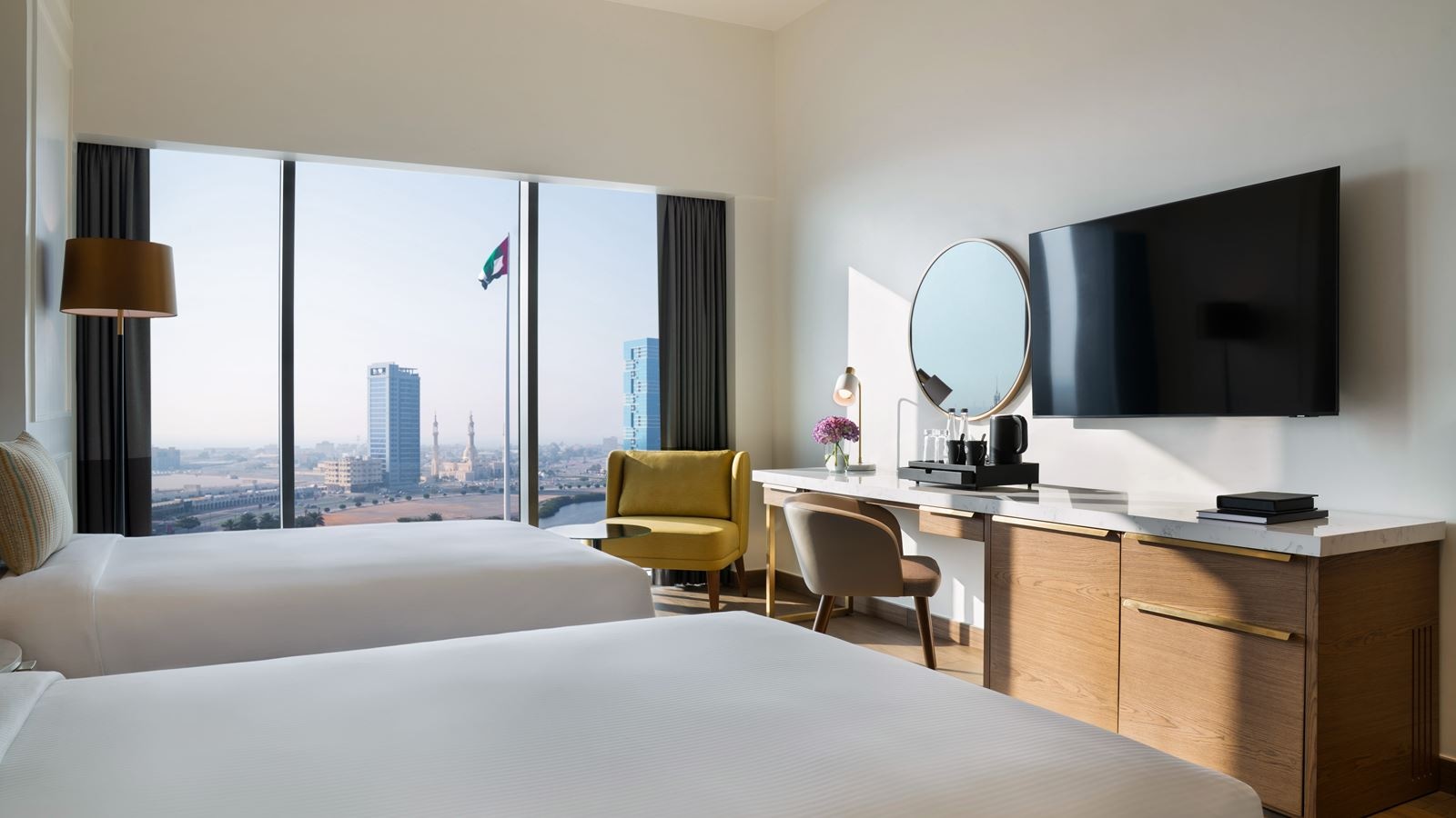 rooms-spacious-room--twin-beds
