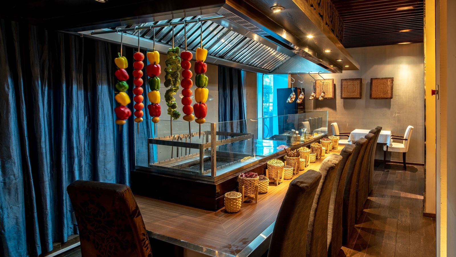 restaurants-restaurants