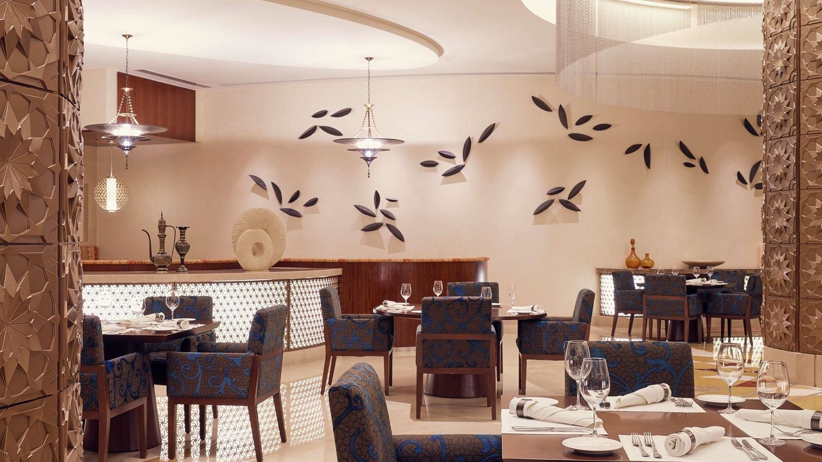 restaurants-restaurants