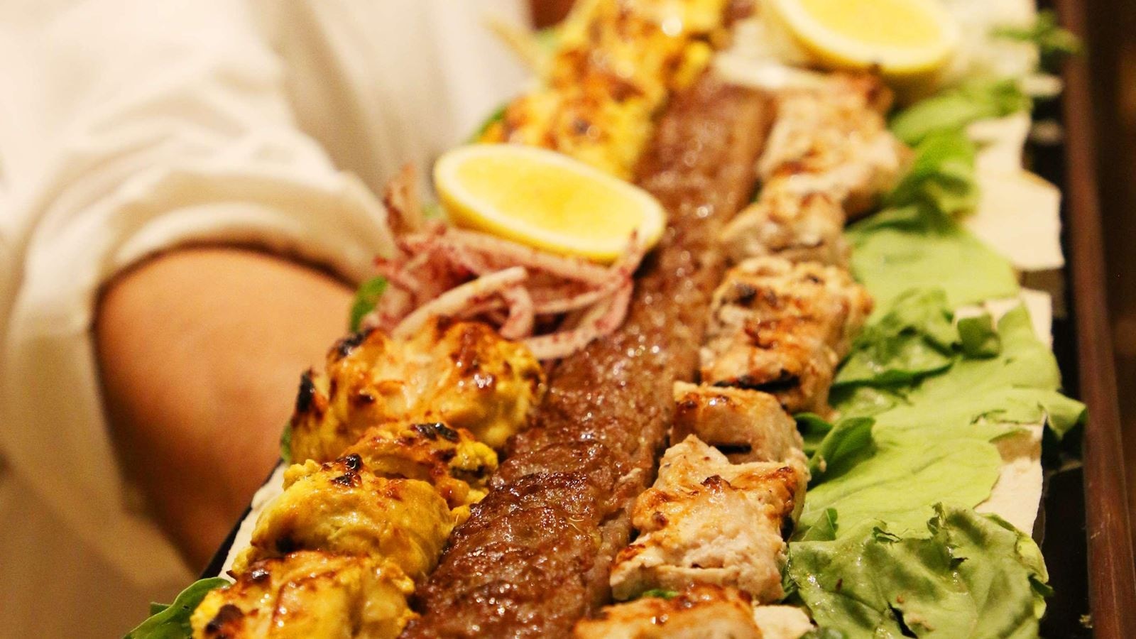 restaurants-restaurants