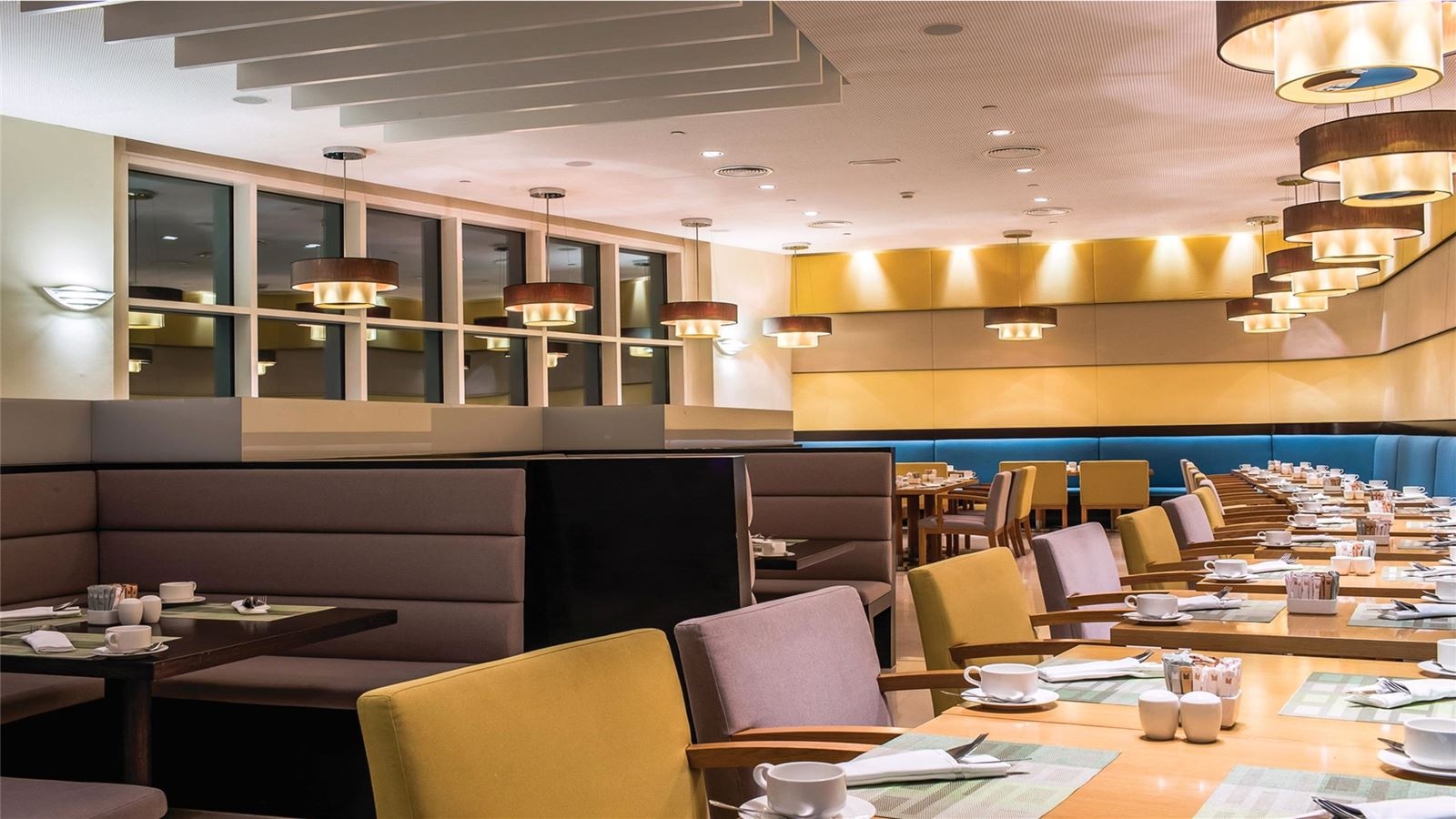 restaurants-al-wahda-all-day-dining