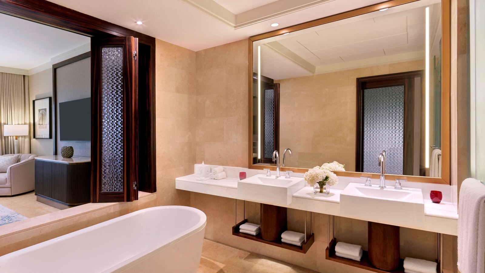 rooms-executive-suite