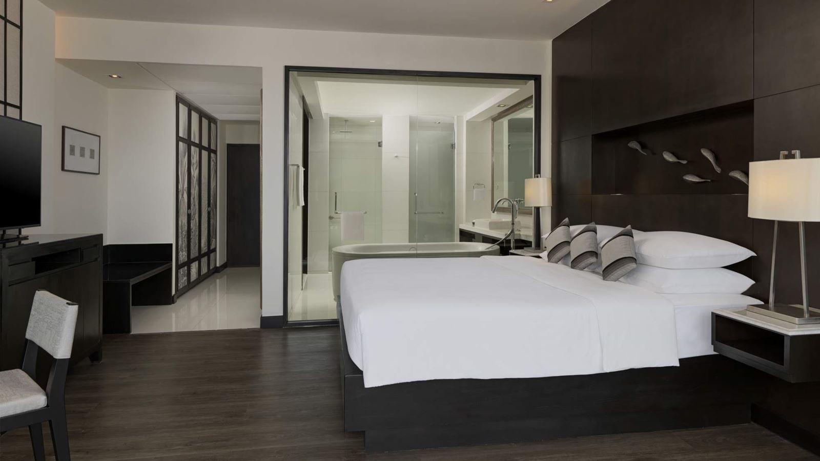 rooms-king-twin-bed-with-ocean-view