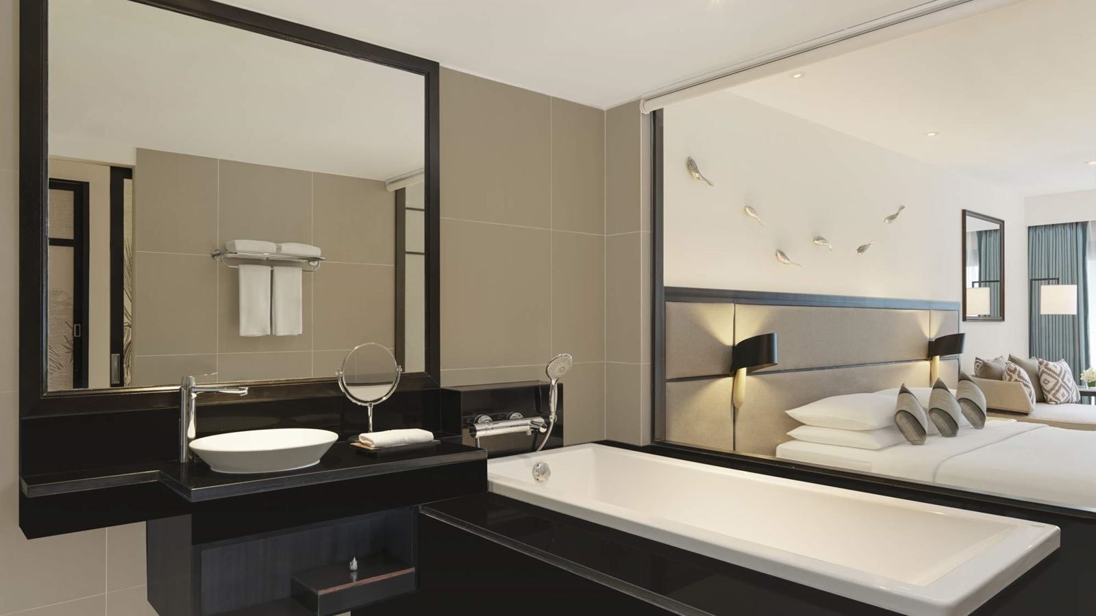 rooms-king-twin-bed-garden-view