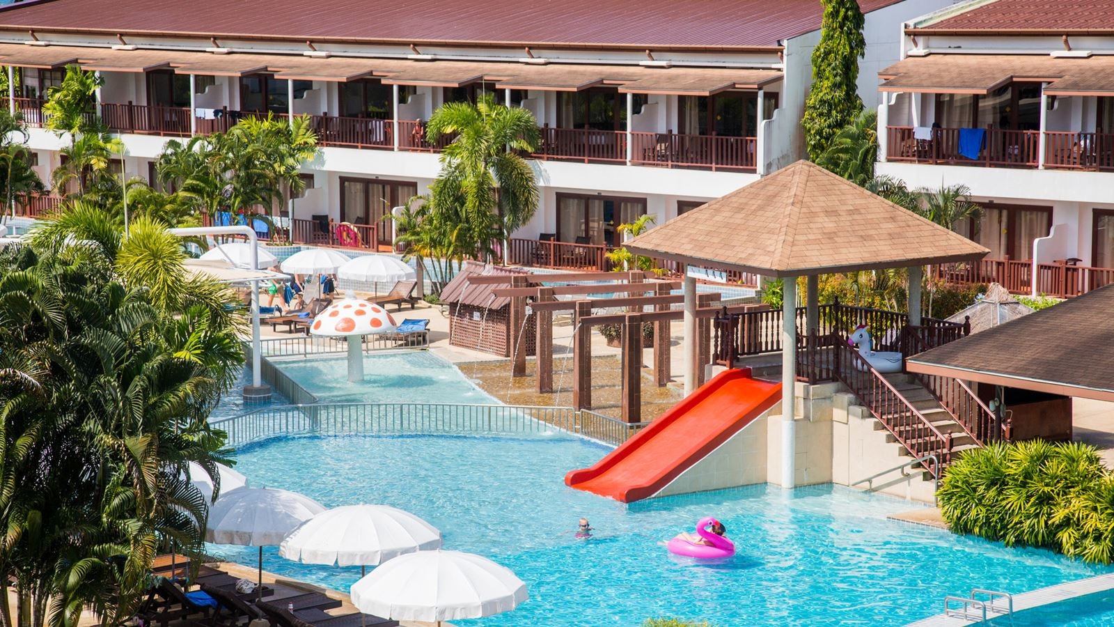 pools-outdoor-childrens-pool