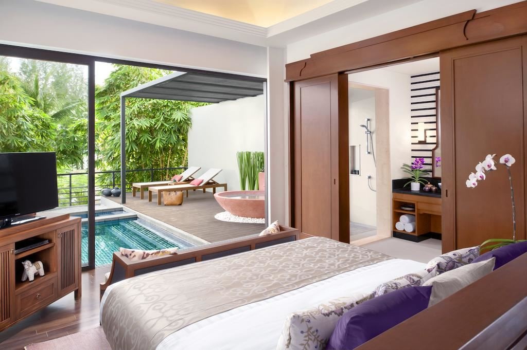 rooms-deluxe-pool-villa