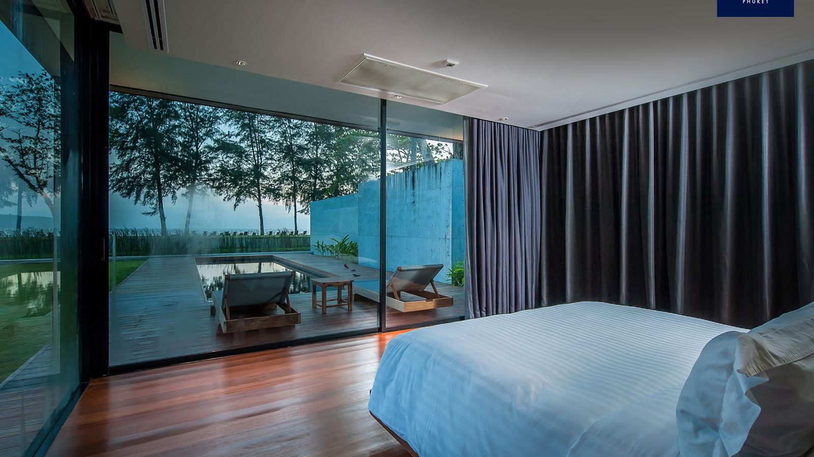 rooms-one-bedroom-beachfront-pool-villa