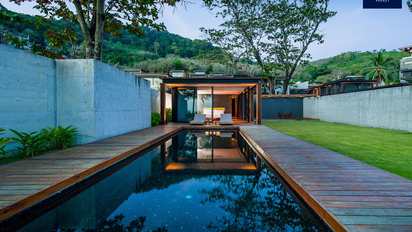 rooms-one-bedroom-beachfront-pool-villa