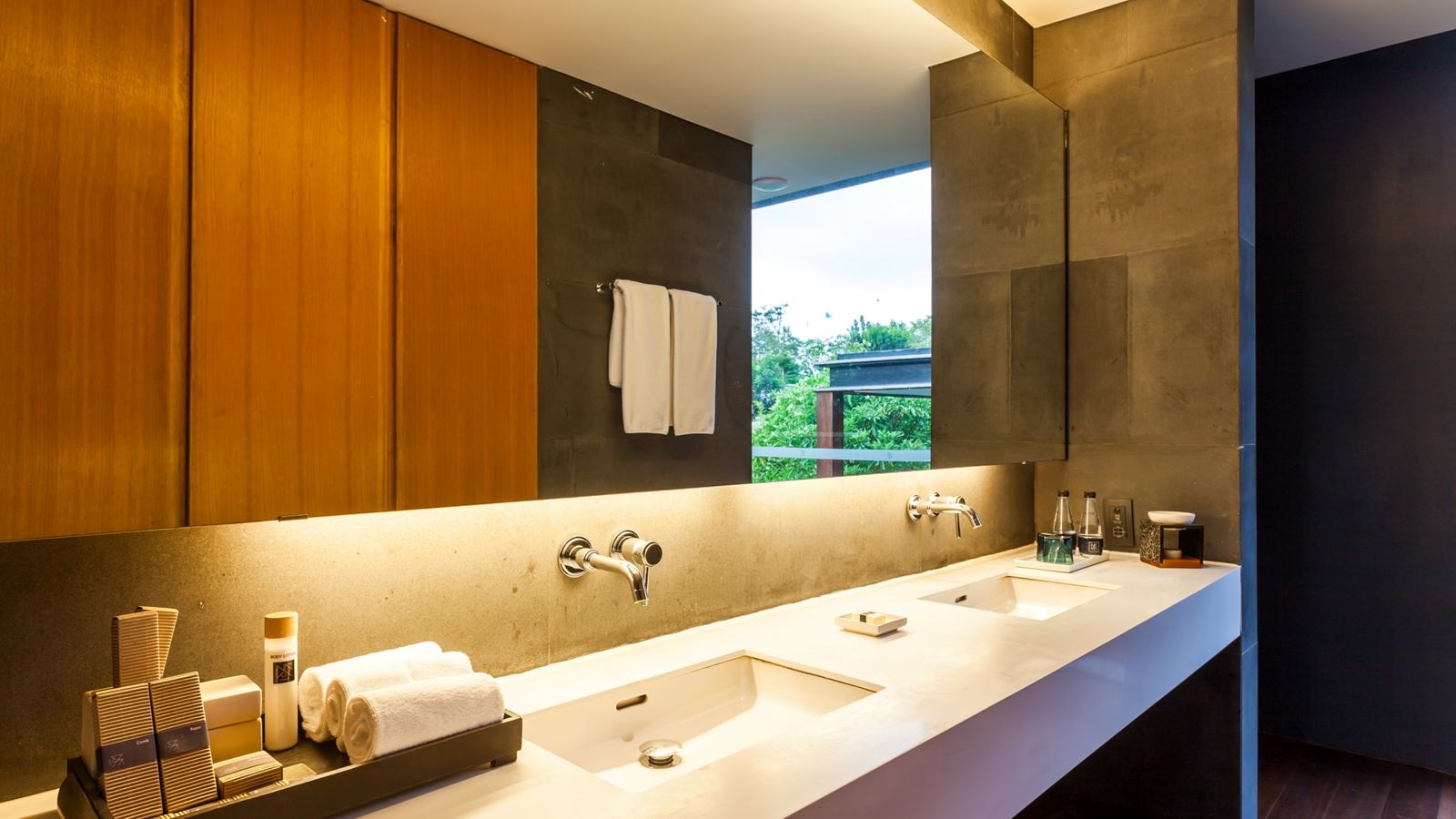 rooms-one-bedroom-pool-villa-deluxe-ocean-view