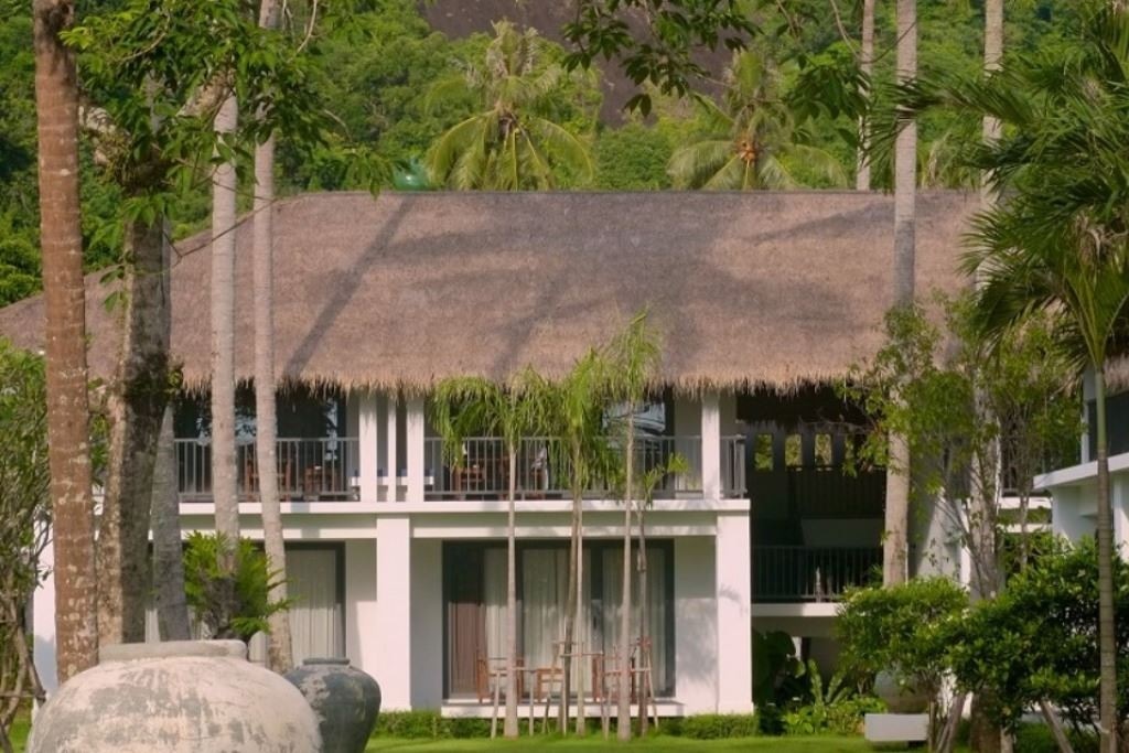 rooms-superior-hillside