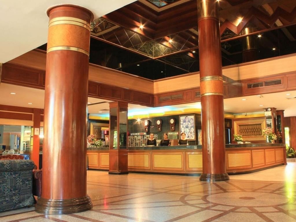 general-main-building