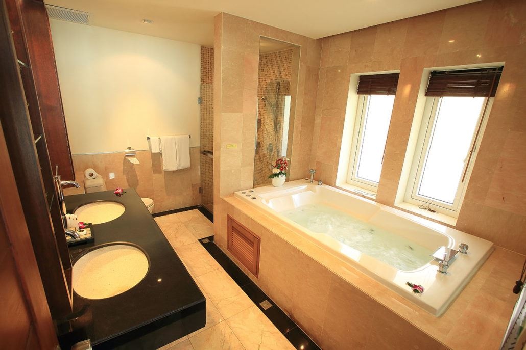 rooms-3-bedroom-suite