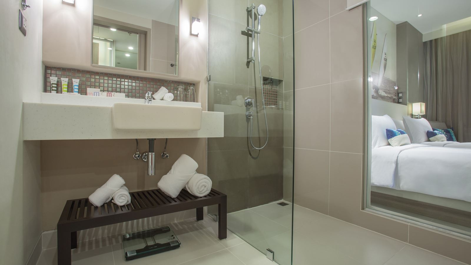 rooms-deluxe-ocean-view