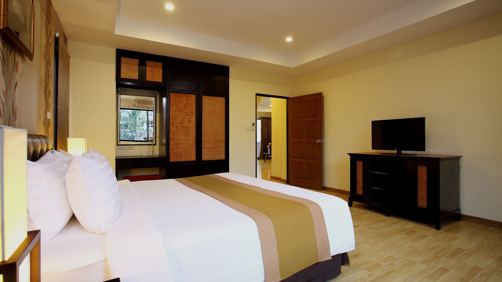 rooms-two-bedroom-suite