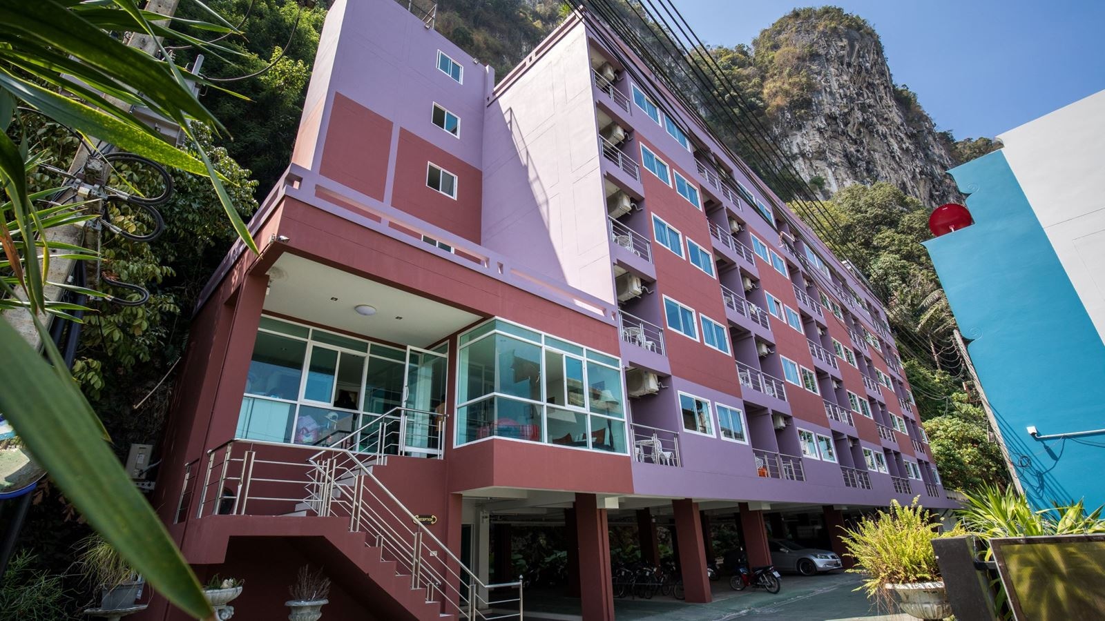 general-main-building