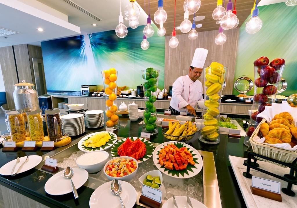 restaurants-the-cliff-cafe-and-restaurant