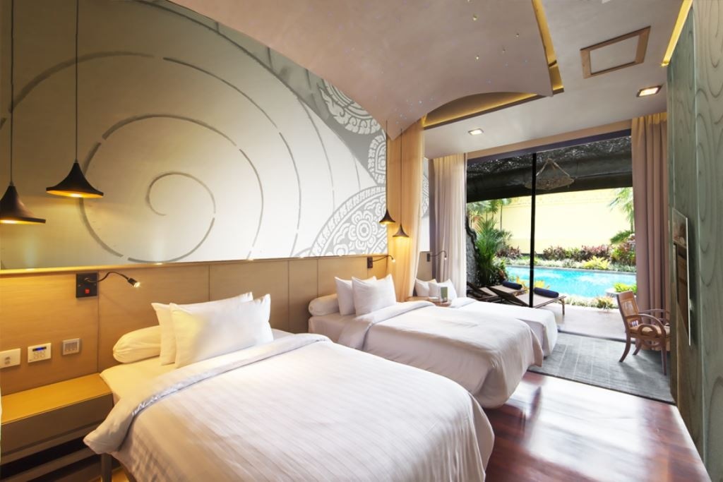 rooms-cabana-suite-pool-access