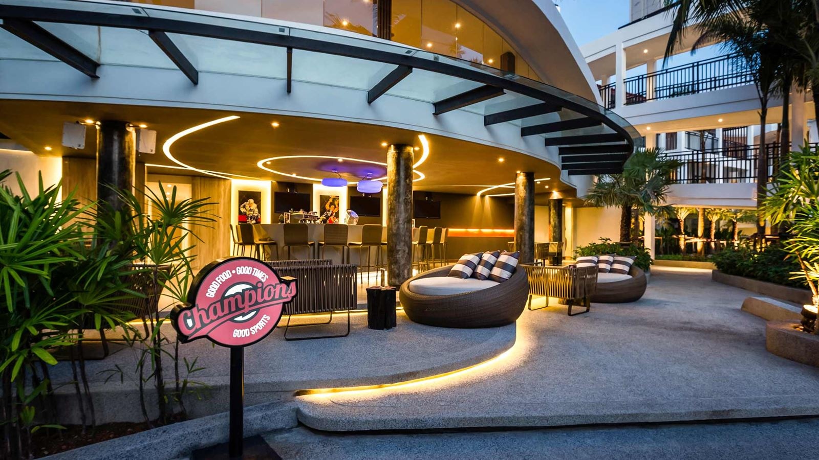 restaurants-champions-bar