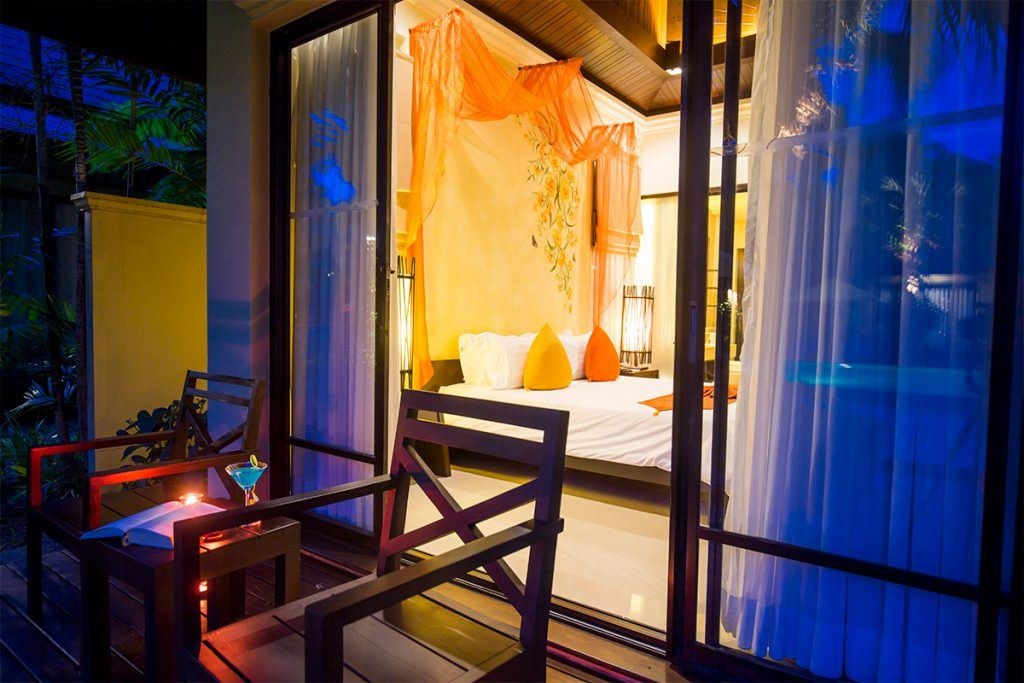 rooms-pool-access-villa