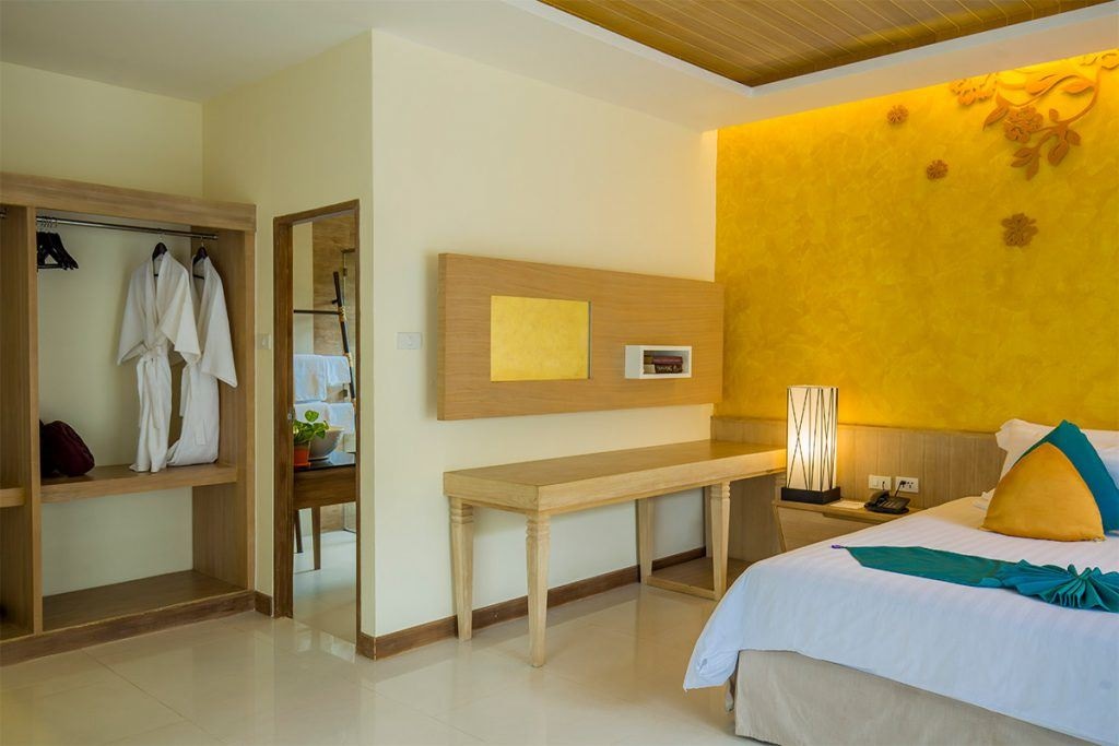 rooms-2-b-room-villa-with-plunge-pool