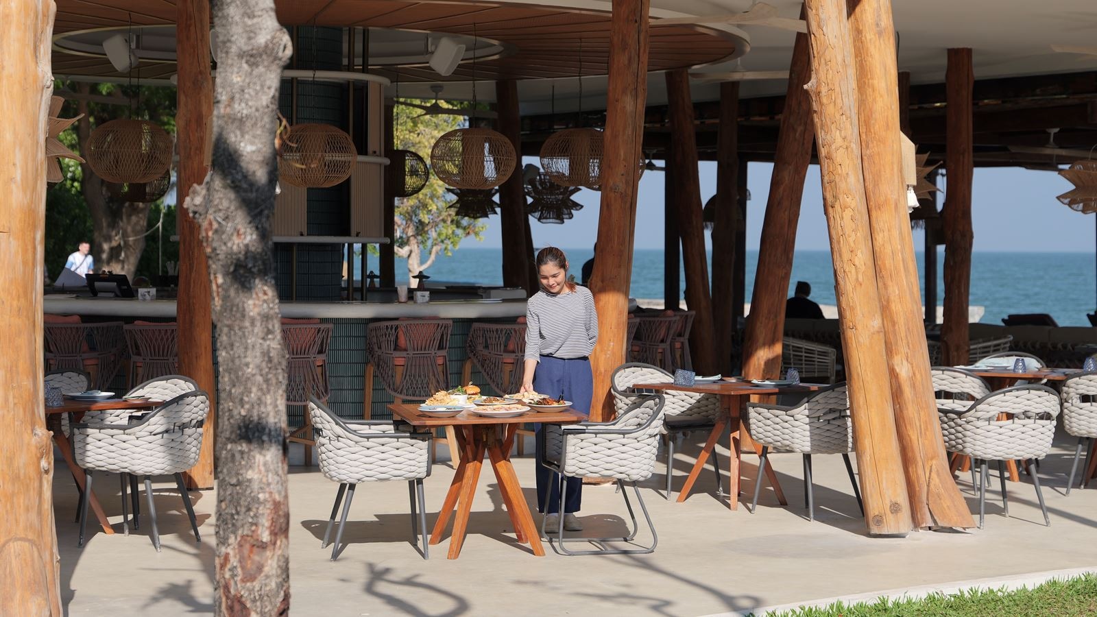 restaurants-beach-society