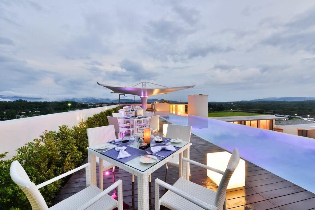 bars-swimup-pool-bar