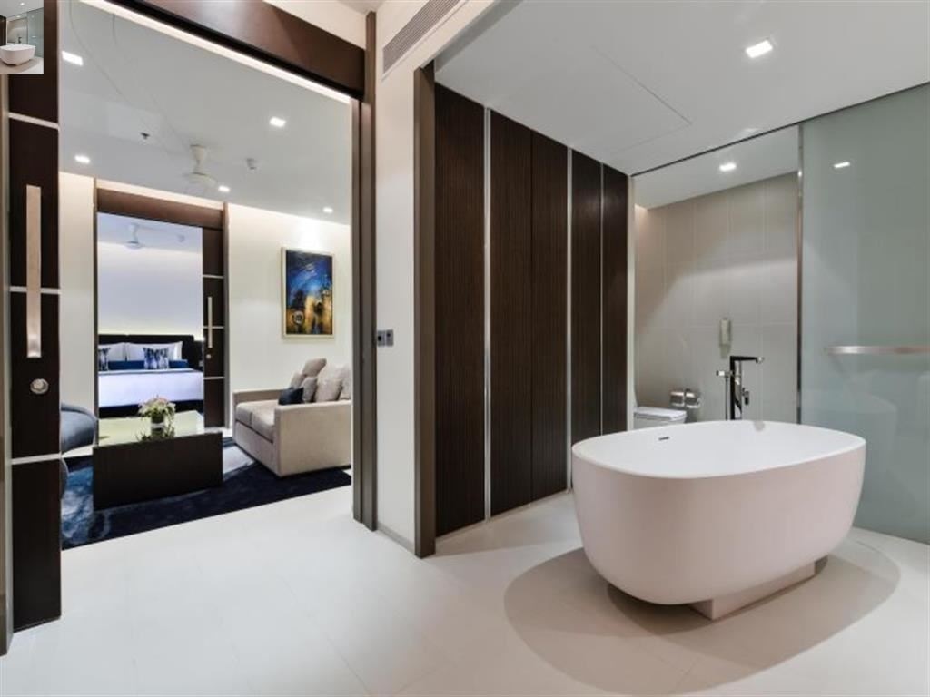 rooms-2-bedroom-grand-pool-suite