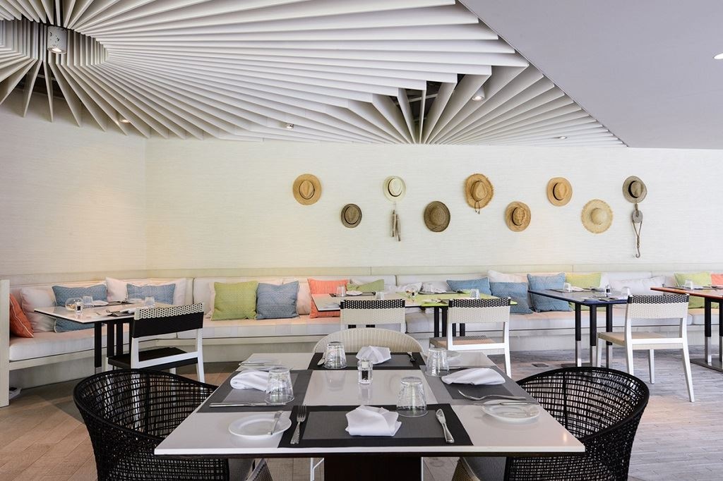 restaurants-the-deck