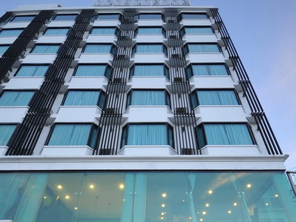 general-main-building