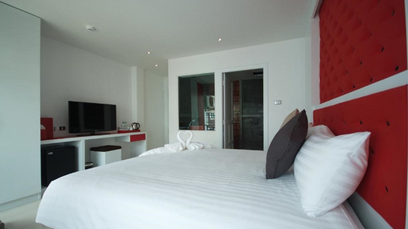 rooms-standard--no-window-