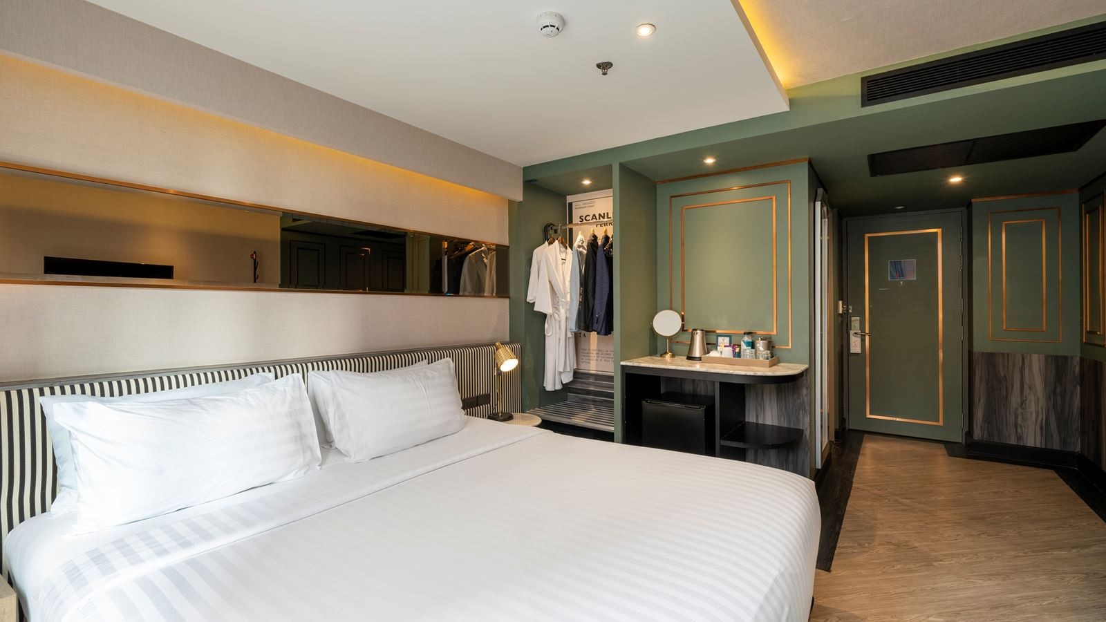 rooms-deluxe-discovery-king--twin-bed