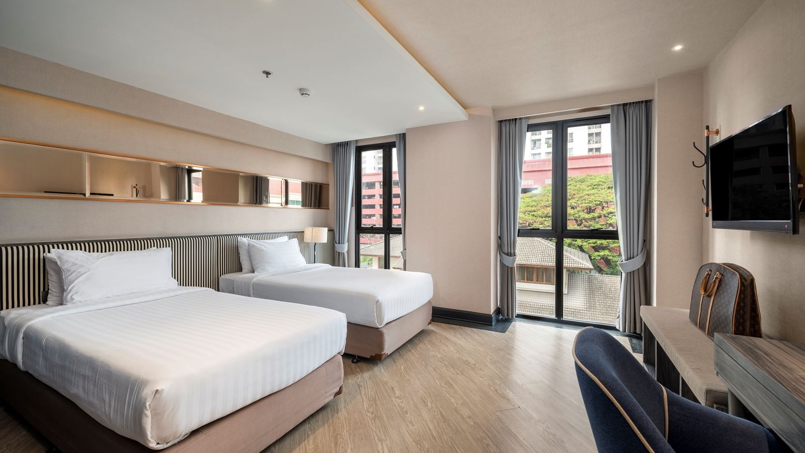 rooms-deluxe-discovery-king--twin-bed