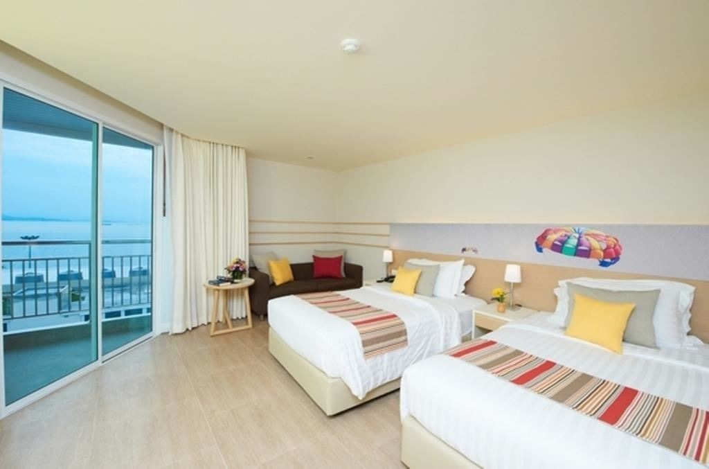 rooms-ocean-view-deluxe-room