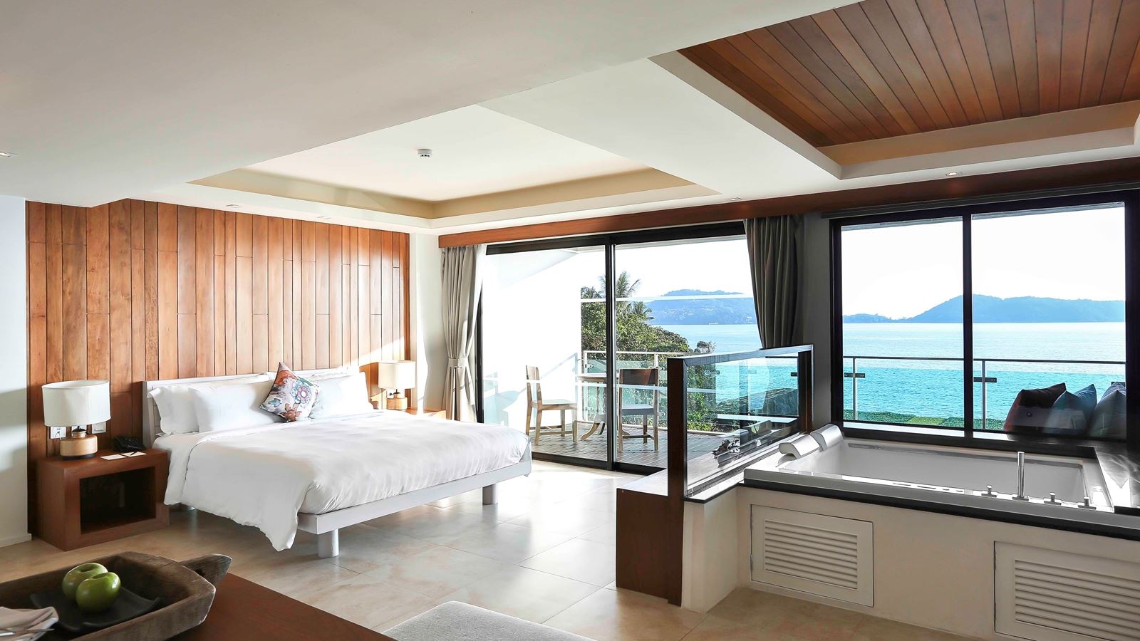 rooms-deluxe-seaview