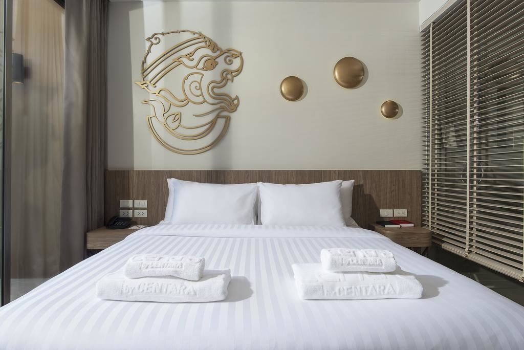 rooms-superior-pool-view