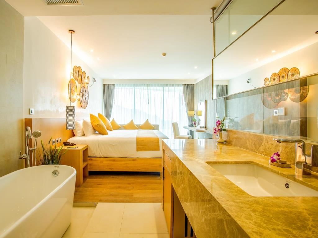 rooms-deluxe-sea-view