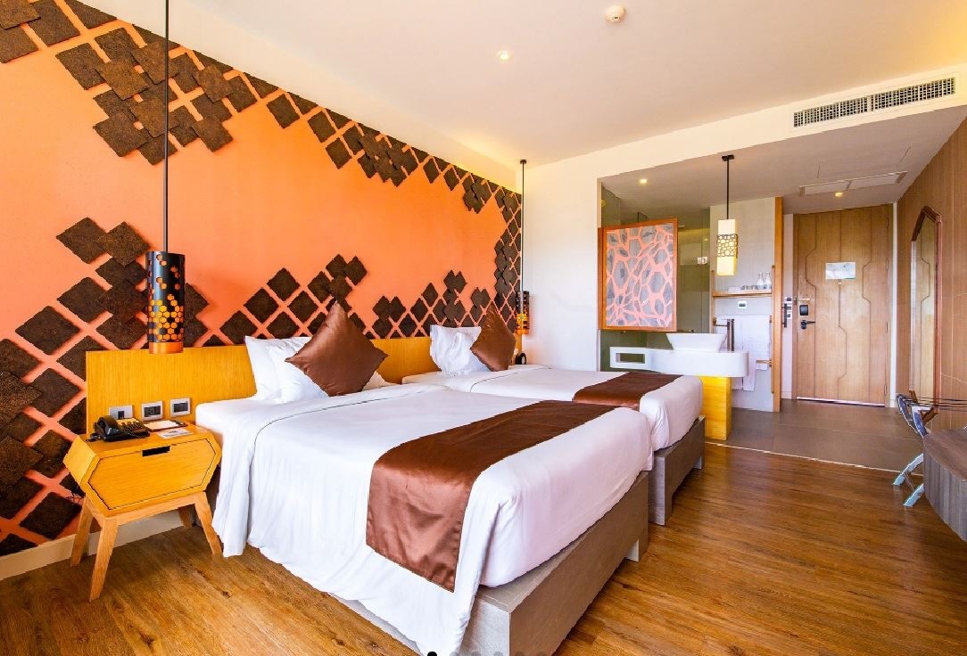 rooms-deluxe-partial-sea-view